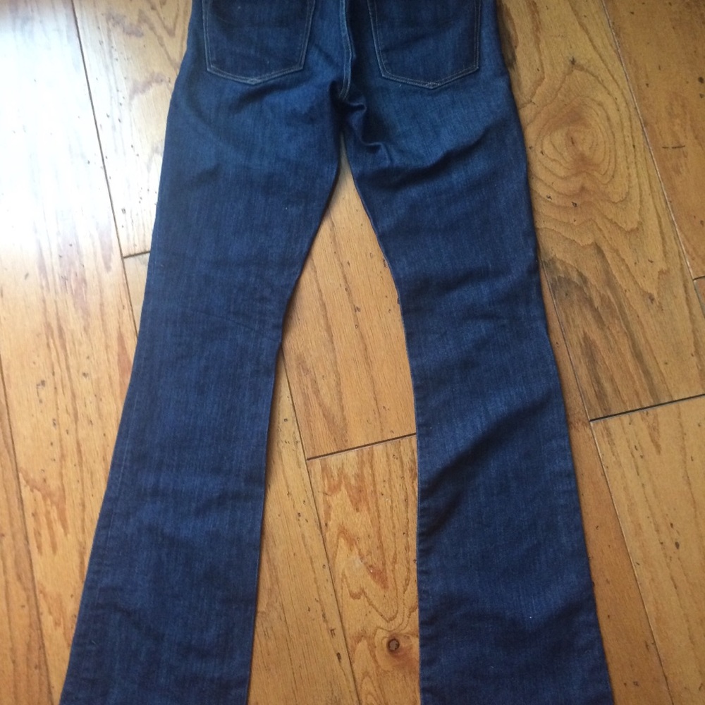 NWOT. Gap women’s jeans. 4L
